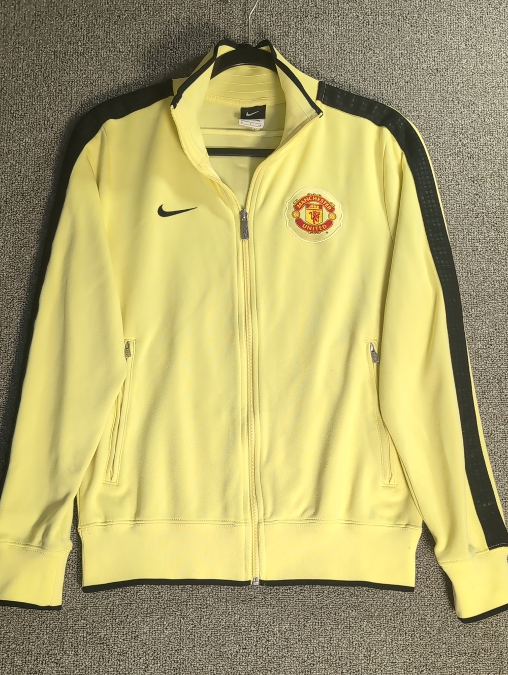 Nike Manchester United Soccer Track Jacket Size Small England 2012 2013 Season
